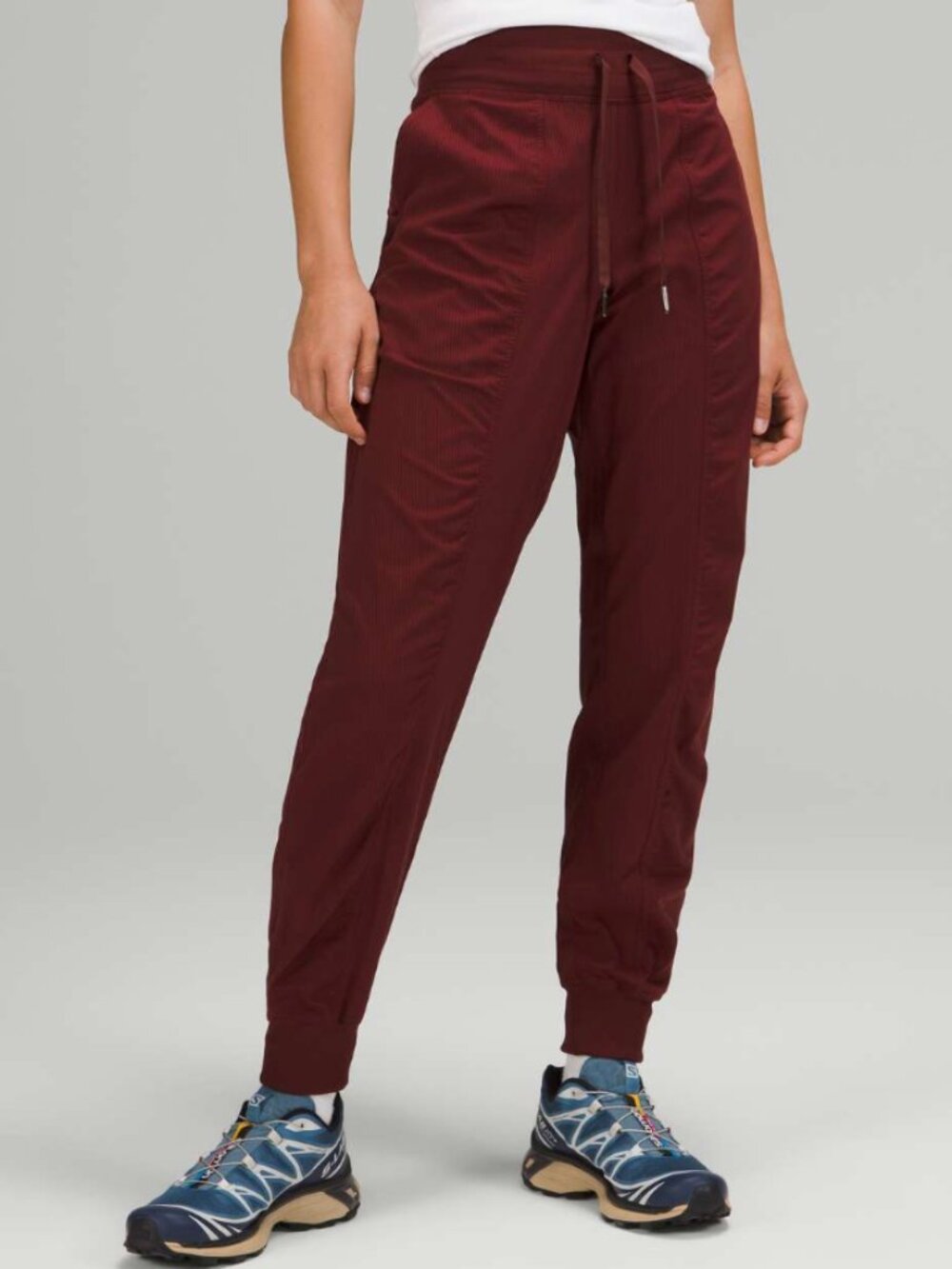 Lululemon Dance Studio Jogger Red Merlot Track Pants Size 6 Burgundy